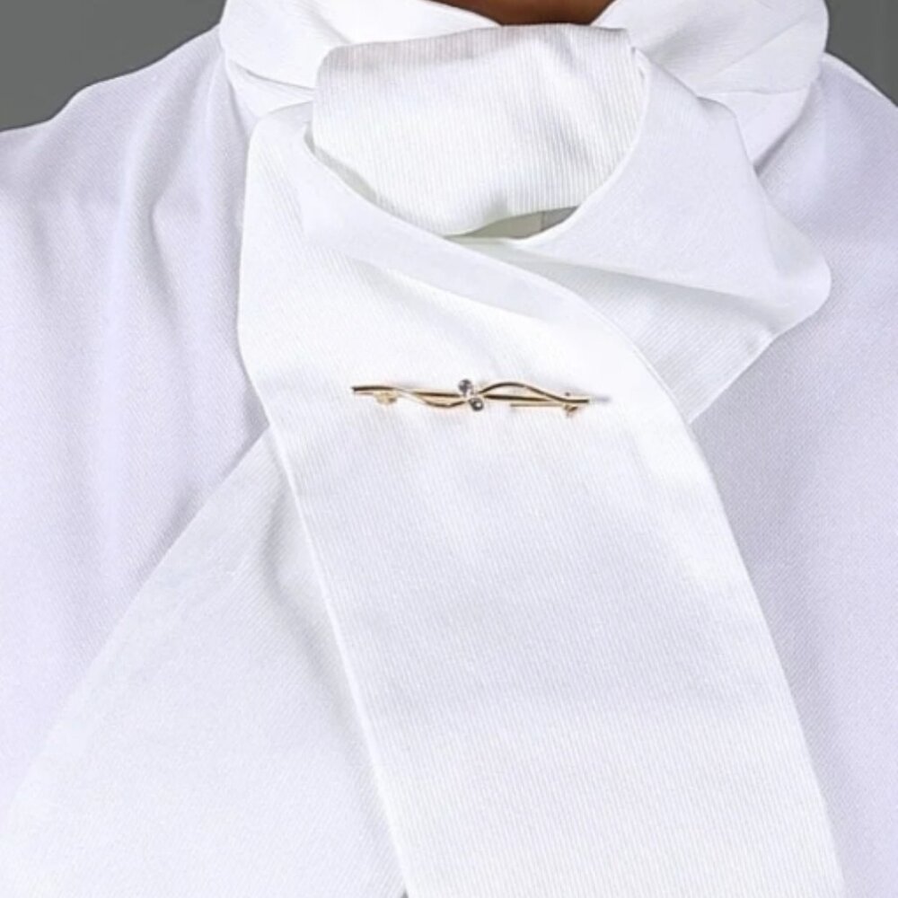 SHIRES EQUESTRIAN TRADITIONAL STOCK TIE - WHITE COTTON PIQUE - Picture 1 of 2
